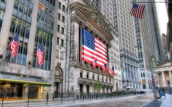 科技股震荡之际,投资者密切关注美联储的动向及企业财报信号